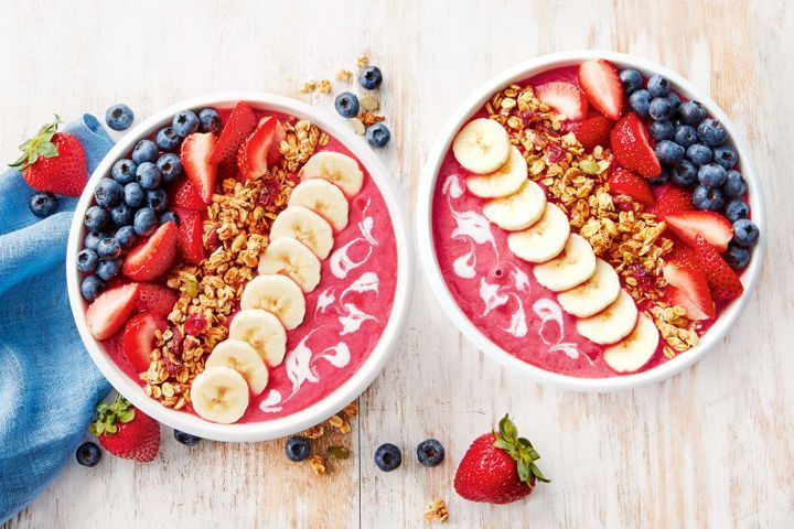 fruity smoothie bowl 106970 1